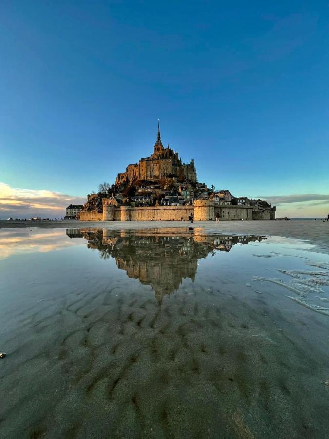 Arc En Ciel Du Mont Bed & Breakfast Pontorson Eksteriør bilde